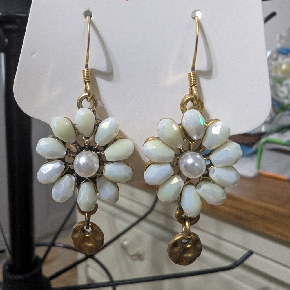 Cream and Gold Floral Earrings with Artisanal Design